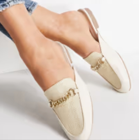 NWT.Cicus Sam Edelman Mule Womens Size 7.5M White Croc Print Gold Chain Slip On - Picture 2 of 11